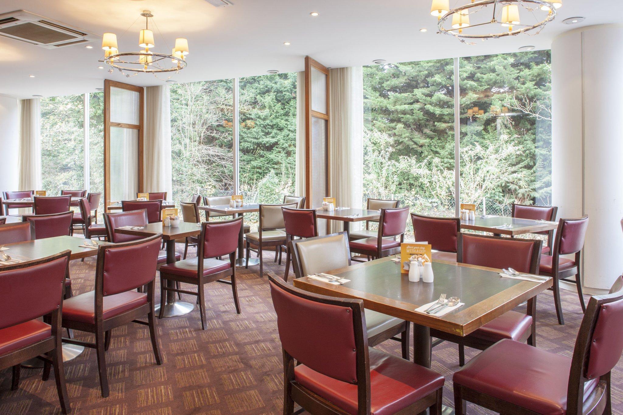 Holiday Inn London-Shepperton Exterior foto