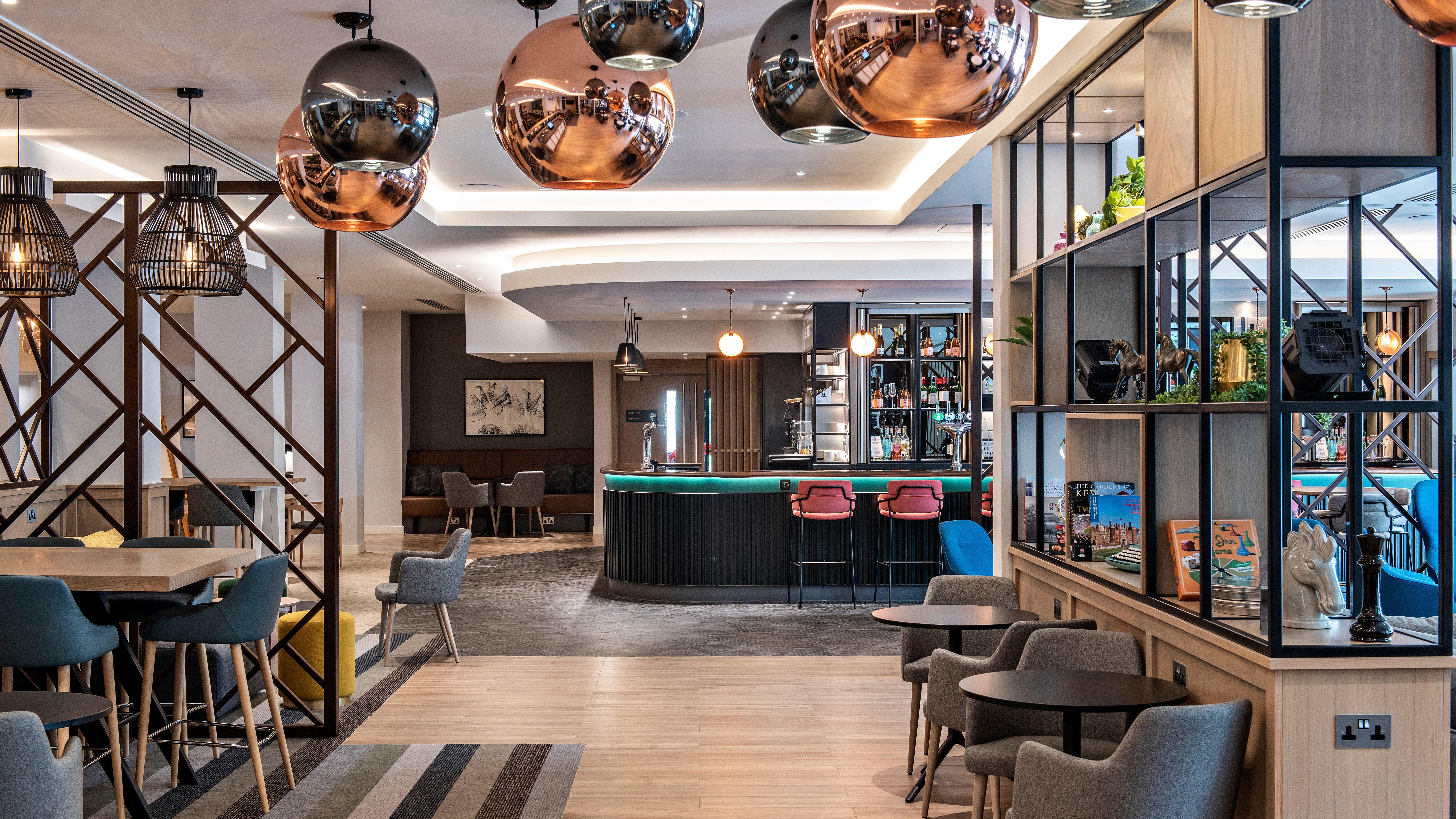Holiday Inn London-Shepperton Exterior foto