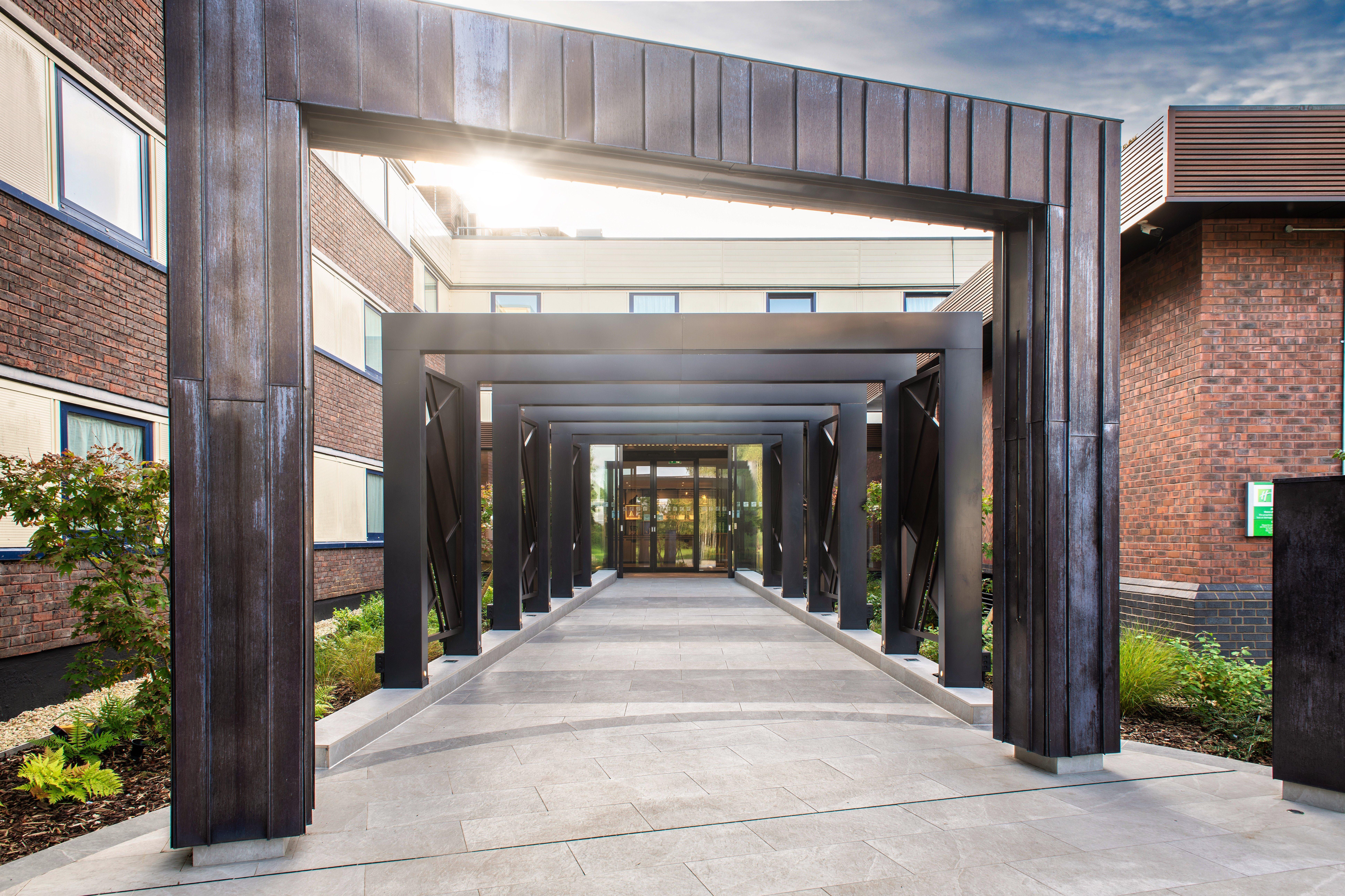 Holiday Inn London-Shepperton Exterior foto