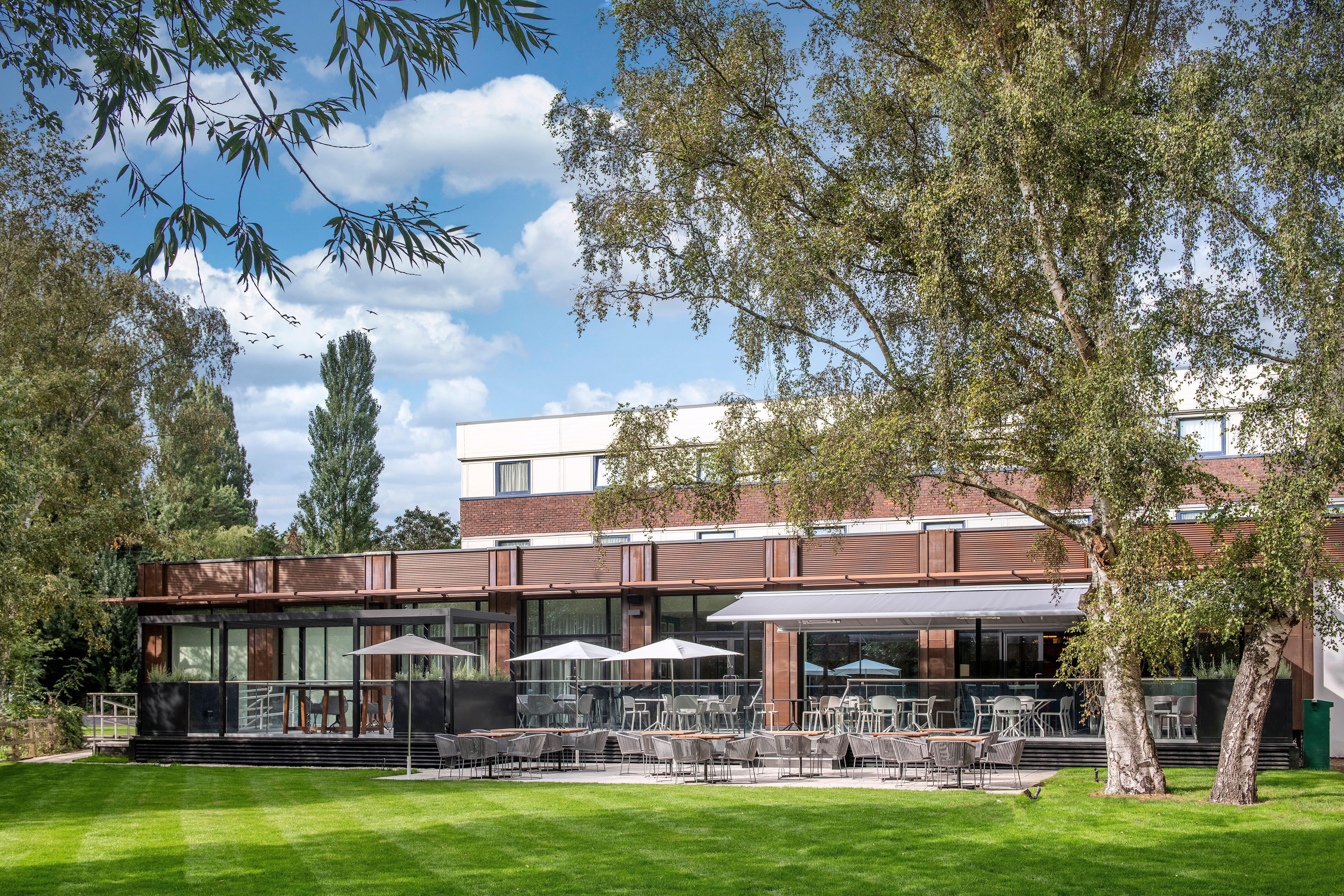 Holiday Inn London-Shepperton Exterior foto